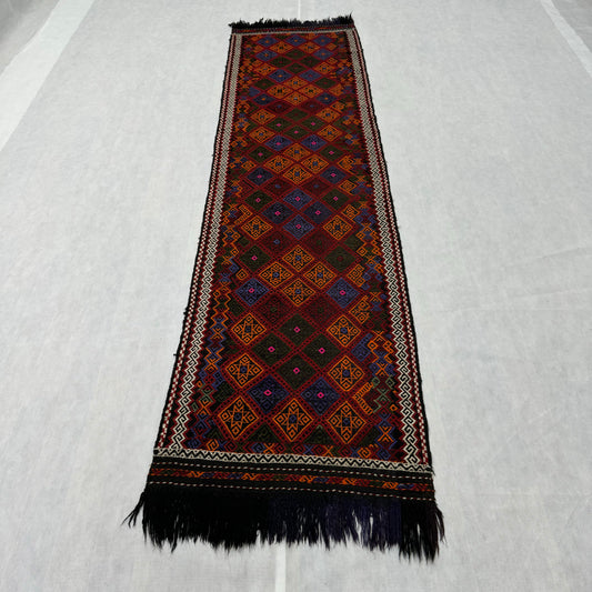 Zenith Contour Tray: Polished Silicone Statement